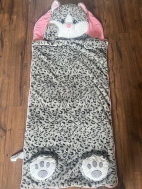 MAKE AN OFFER!  Hugfun SLUMBER SLEEPING BAG Kitty Cat CAMPING SLEEPOVER 66”